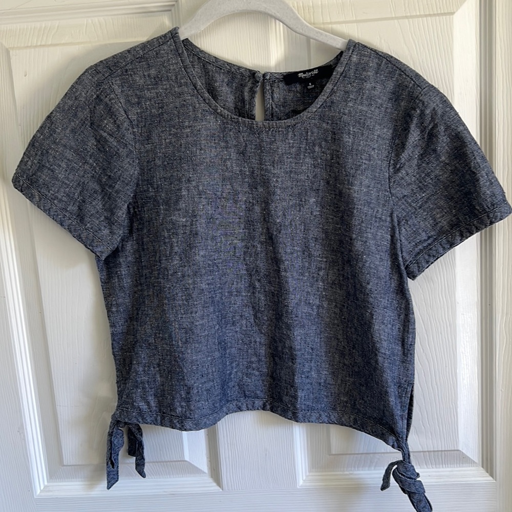 Madewell cotton & linen chambray-look short sleeve top with drawstring hem. Sz S